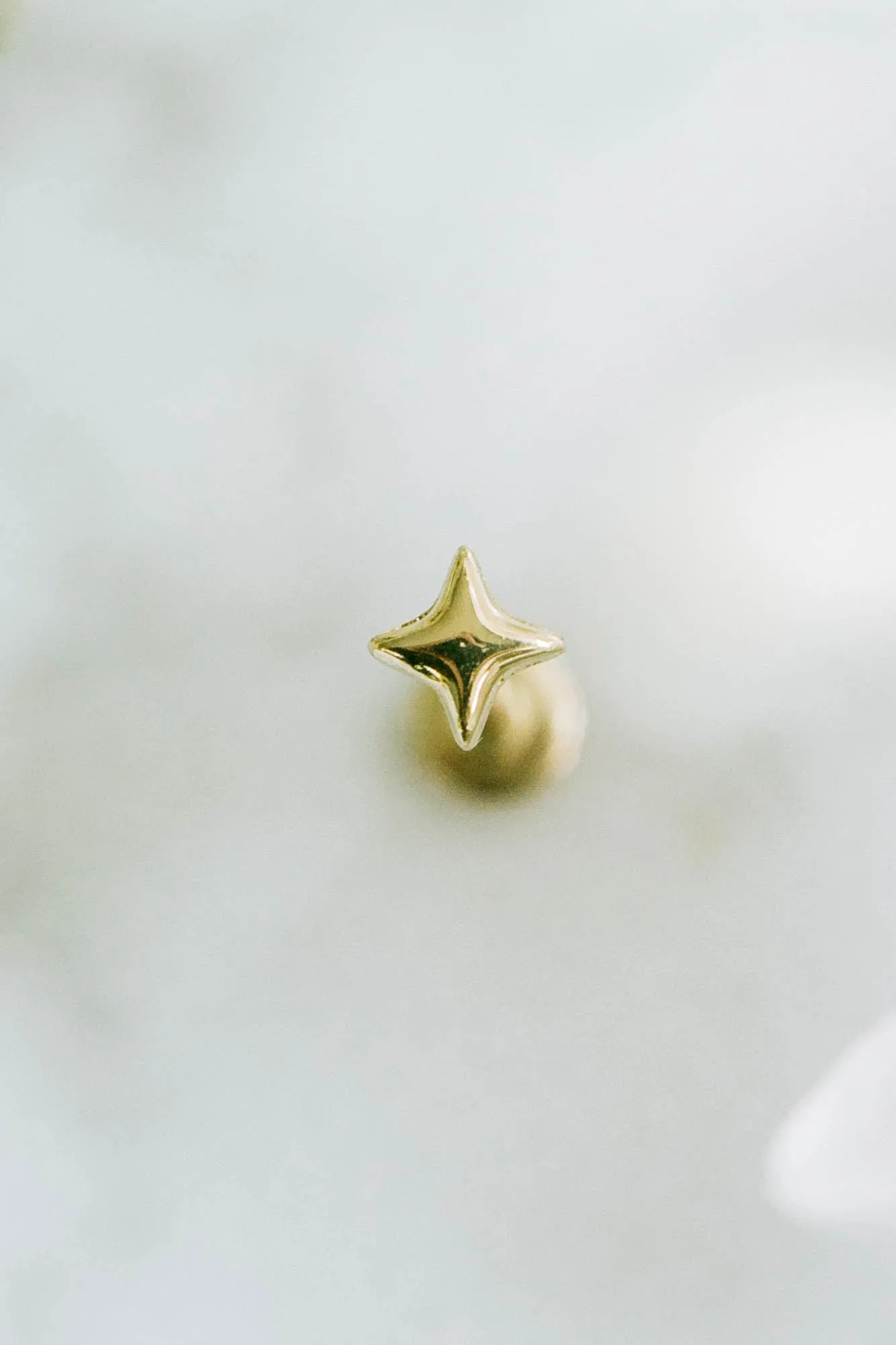 14k Solid Gold Cartilage Sunlight Star Pendant Internally Internal Threaded Labret