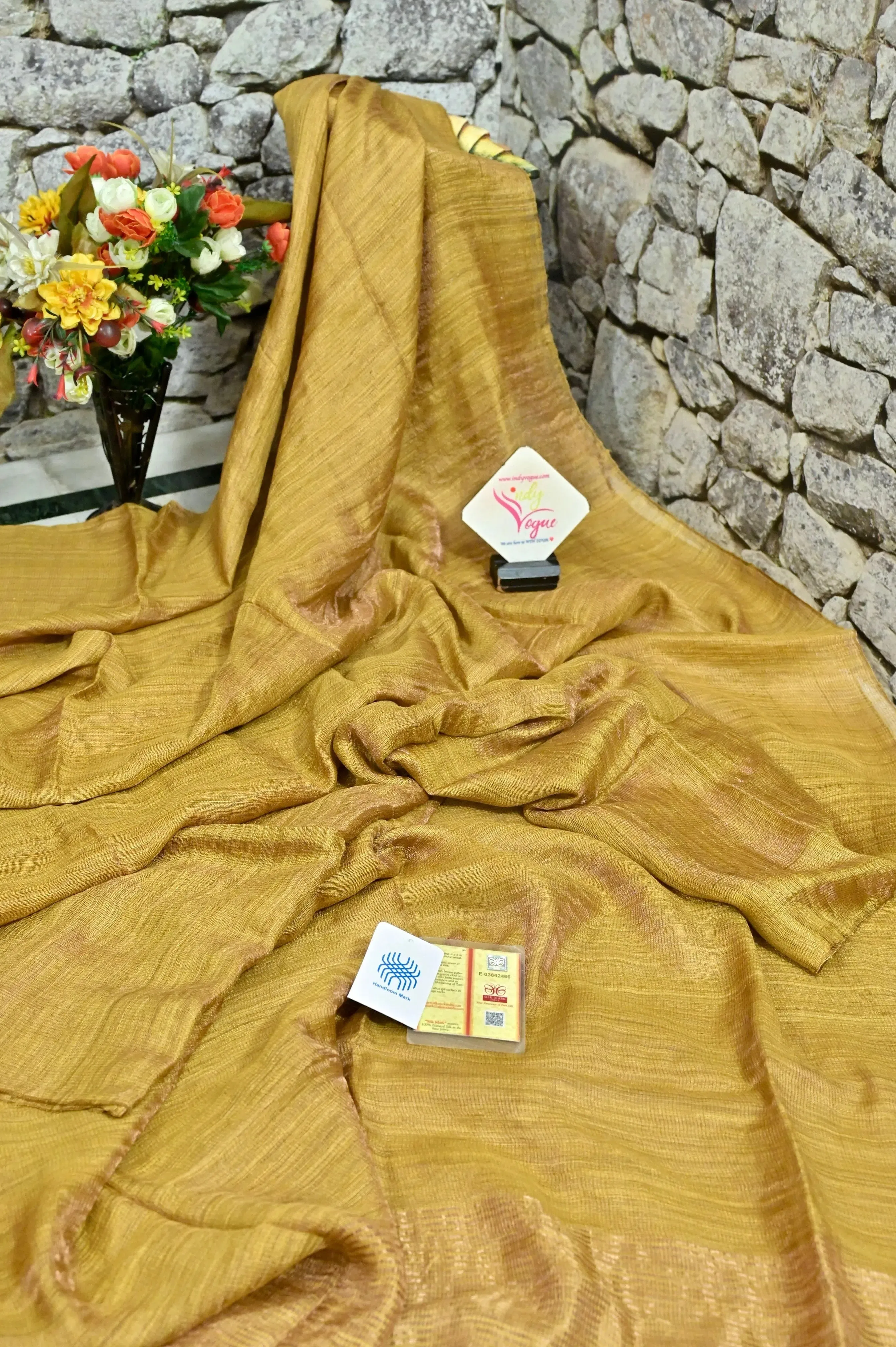 Golden Color Pure Metalic Matka Silk Saree