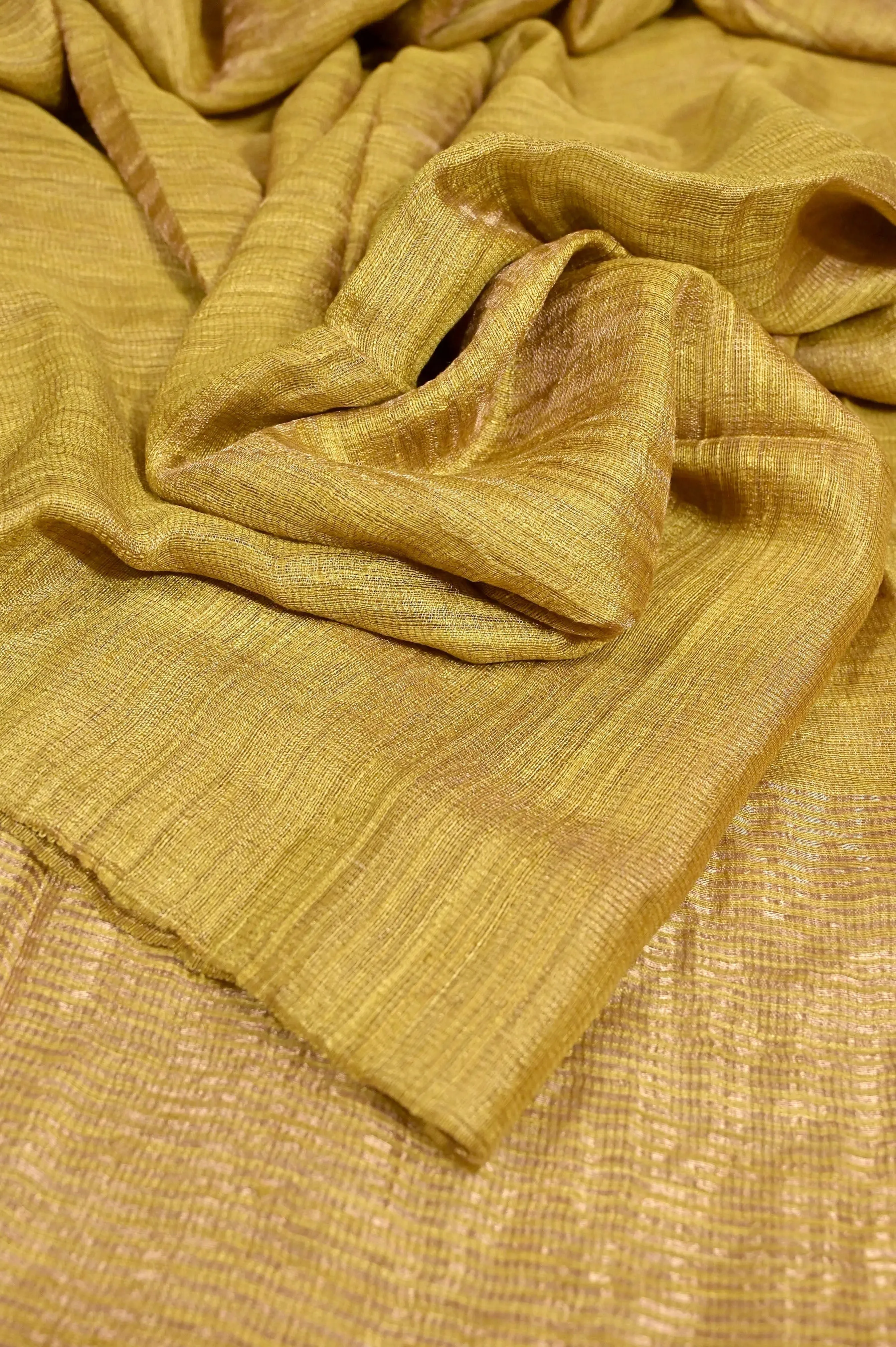 Golden Color Pure Metalic Matka Silk Saree