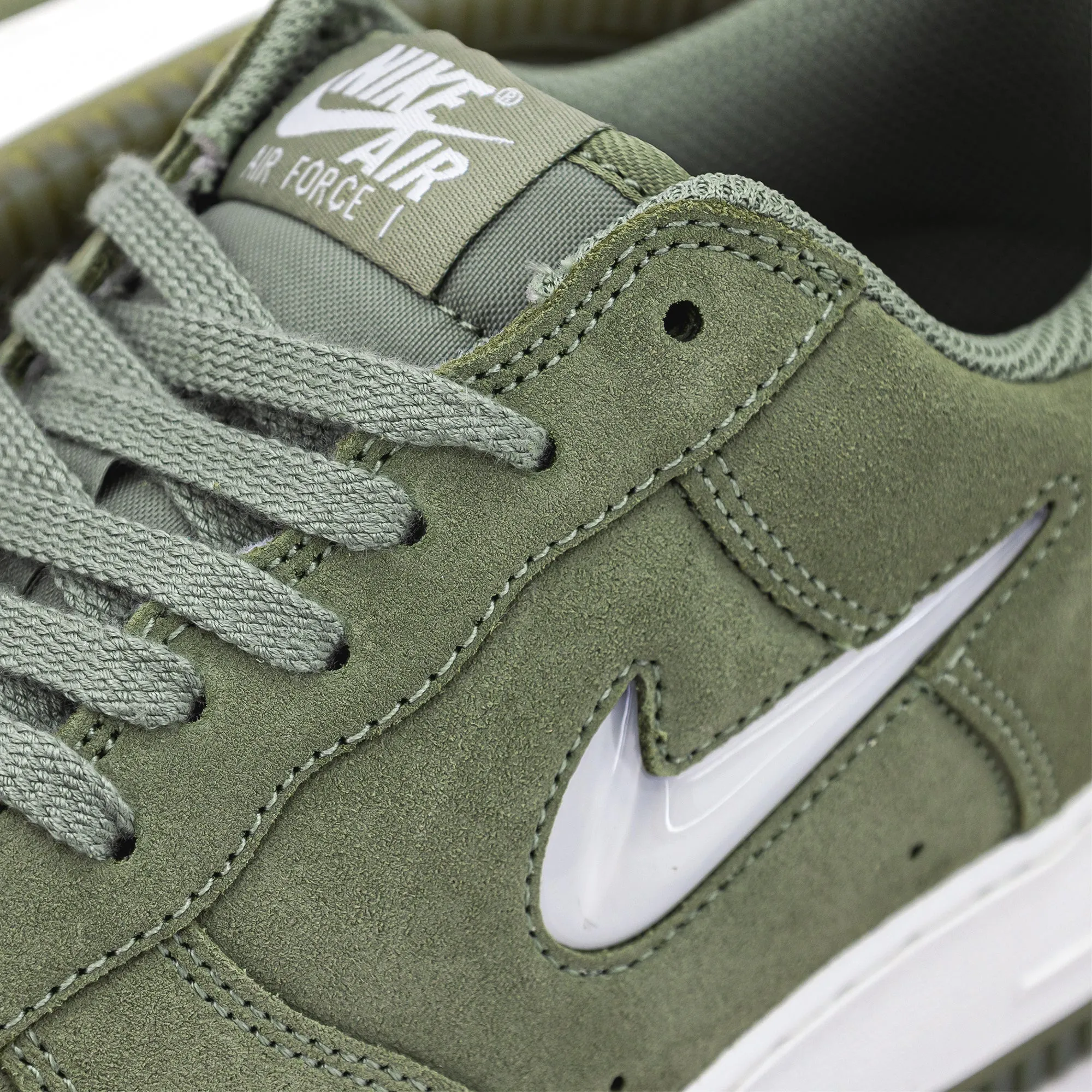 Nike Air Force 1 Low Retro COTM "Oil Green" DV0785-300