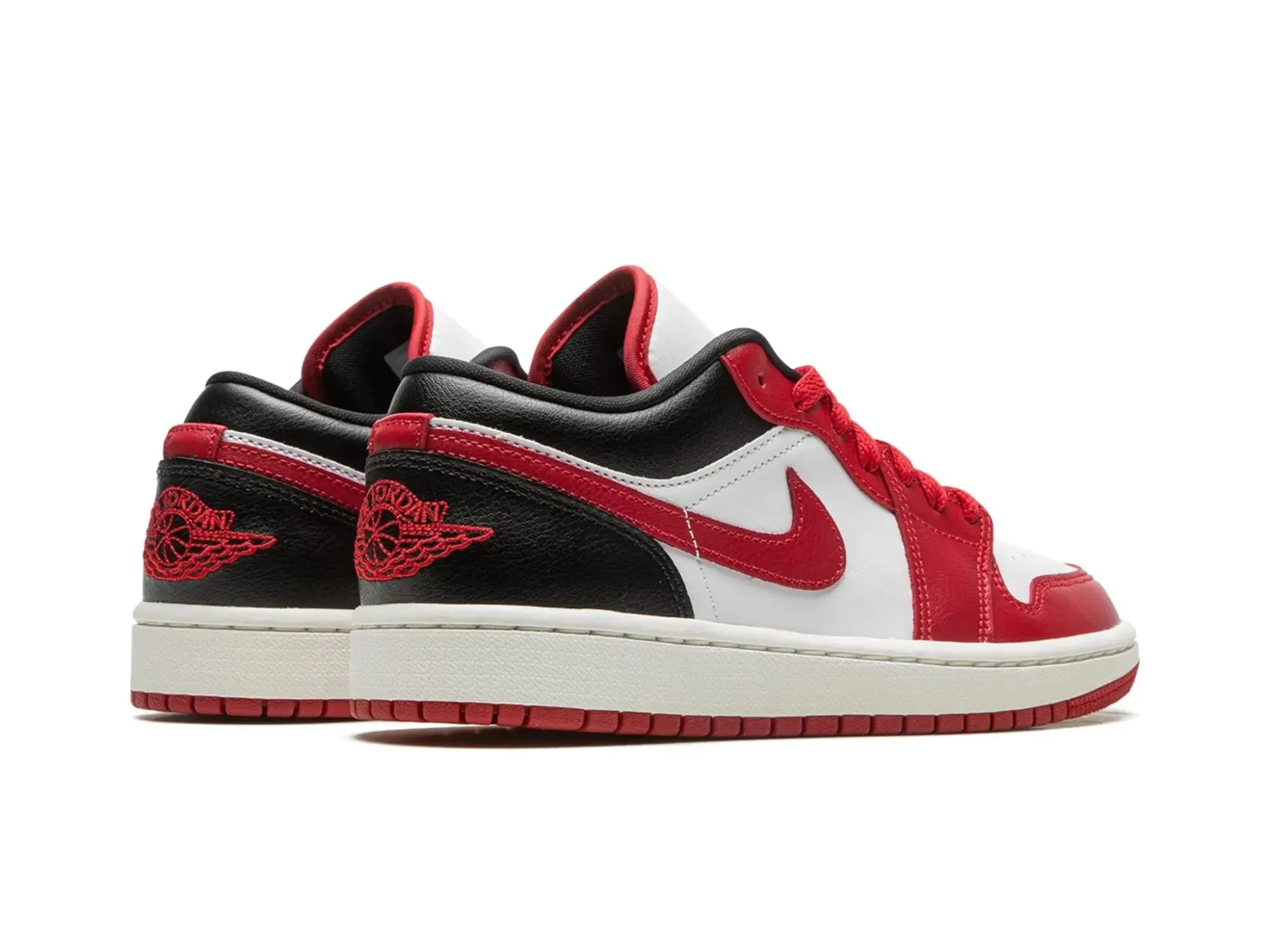 Nike Air Jordan 1 Low "Reverse Black Toe"