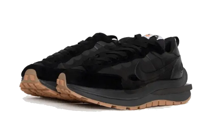 Nike Vaporwaffle Sacai Black Gum