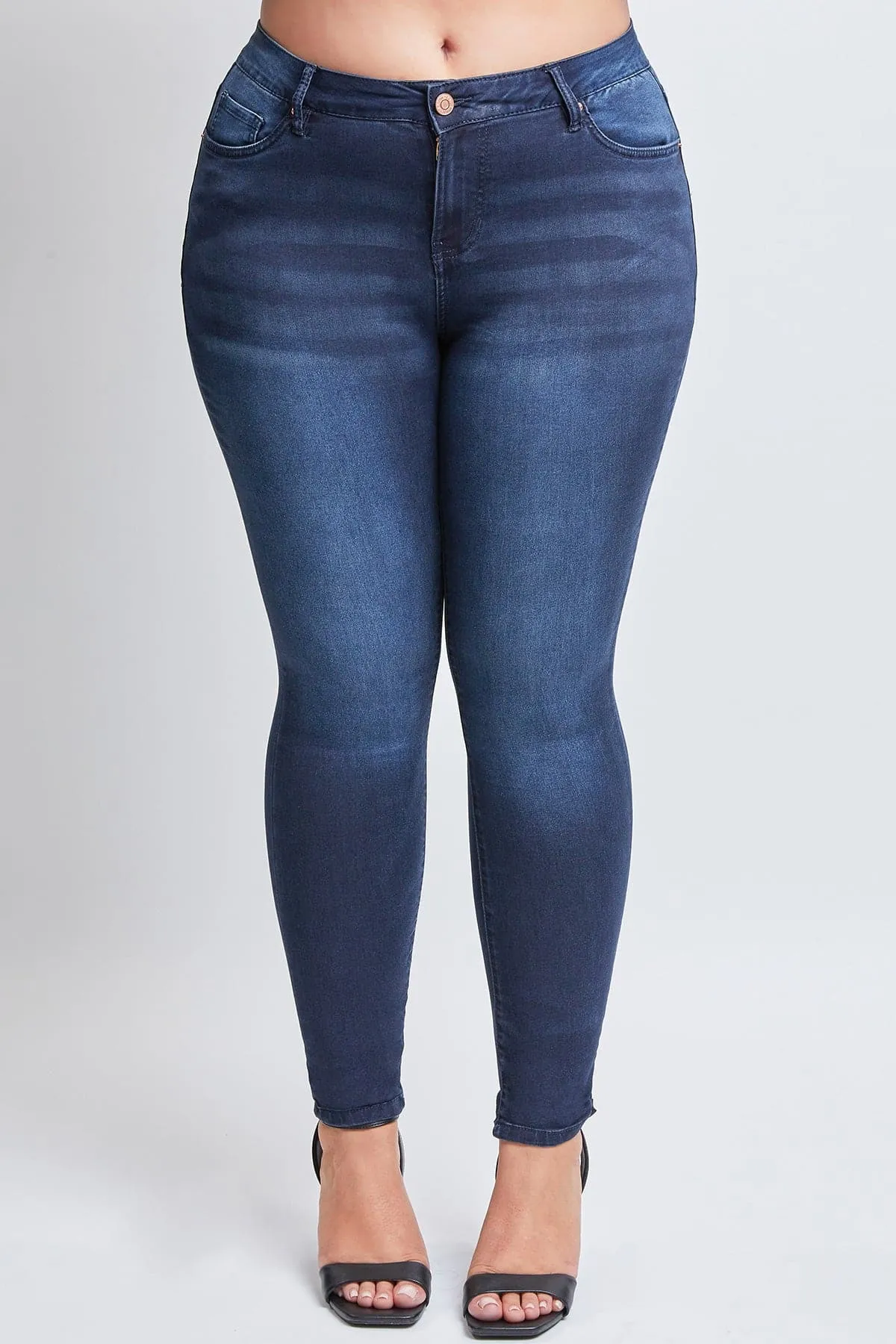 Plus Size Women's Essential HyperDenim Skinny Jeans