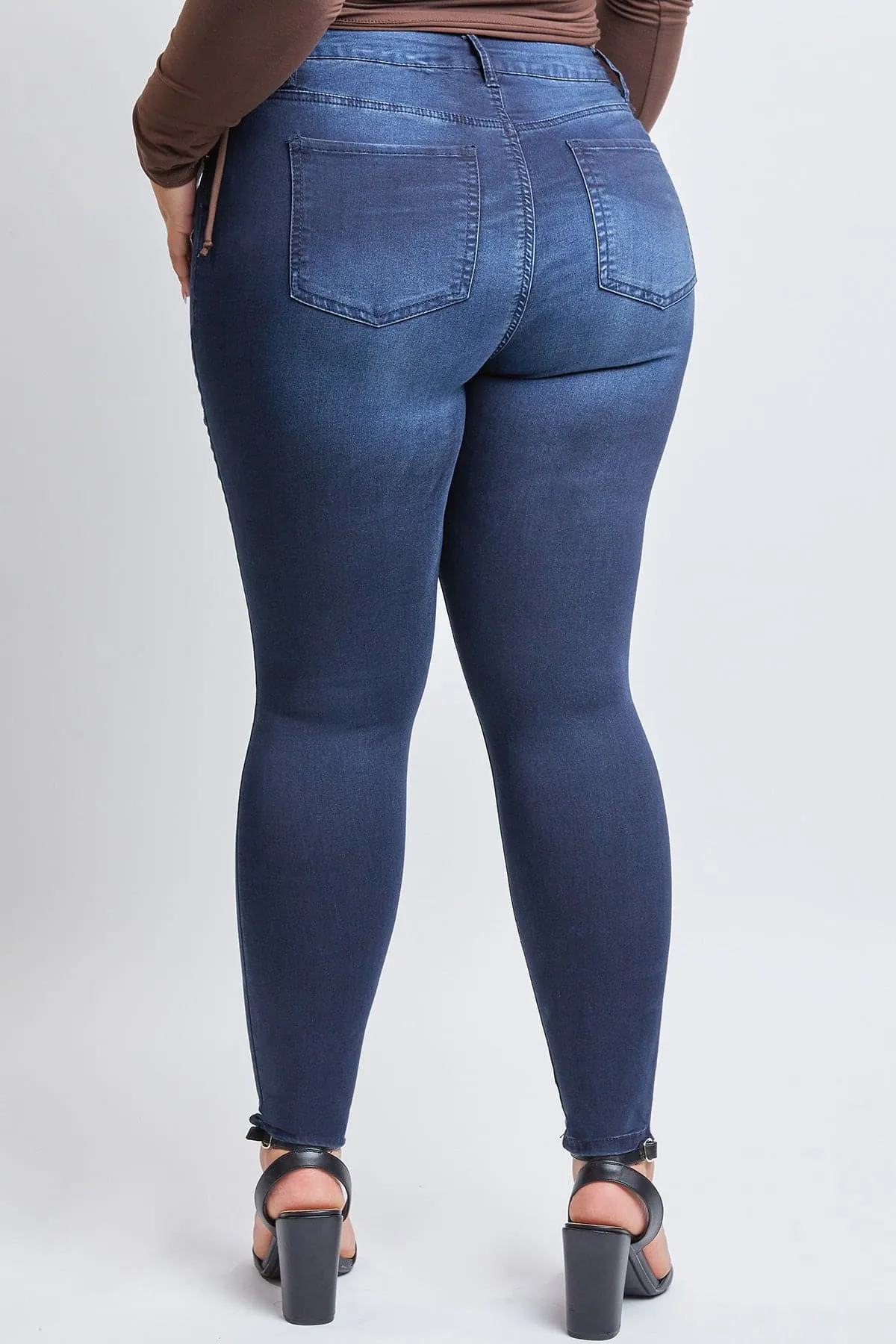 Plus Size Women's Essential HyperDenim Skinny Jeans