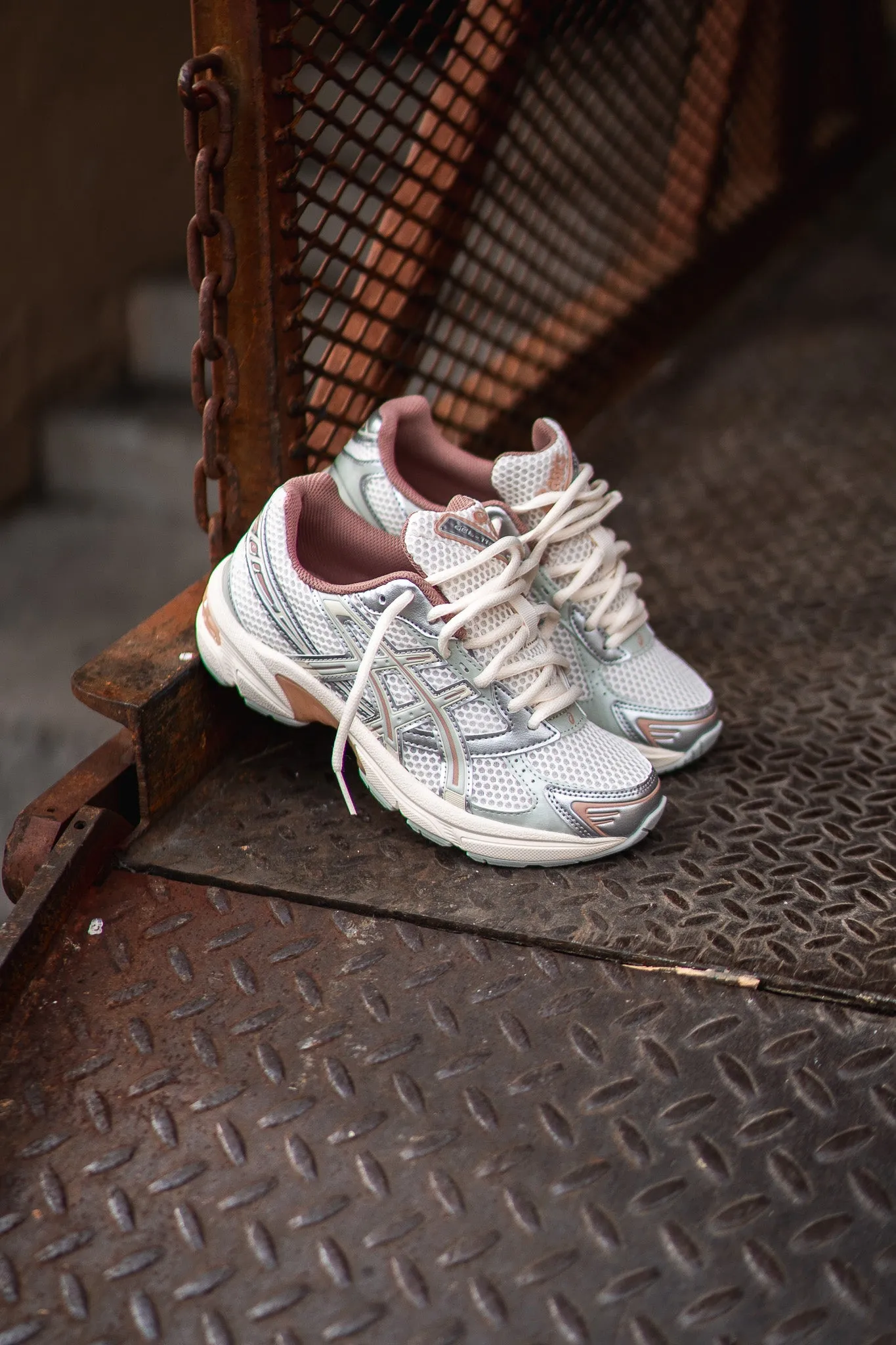 WOMEN Asics Gel-1130 (Cream/Light Sage)