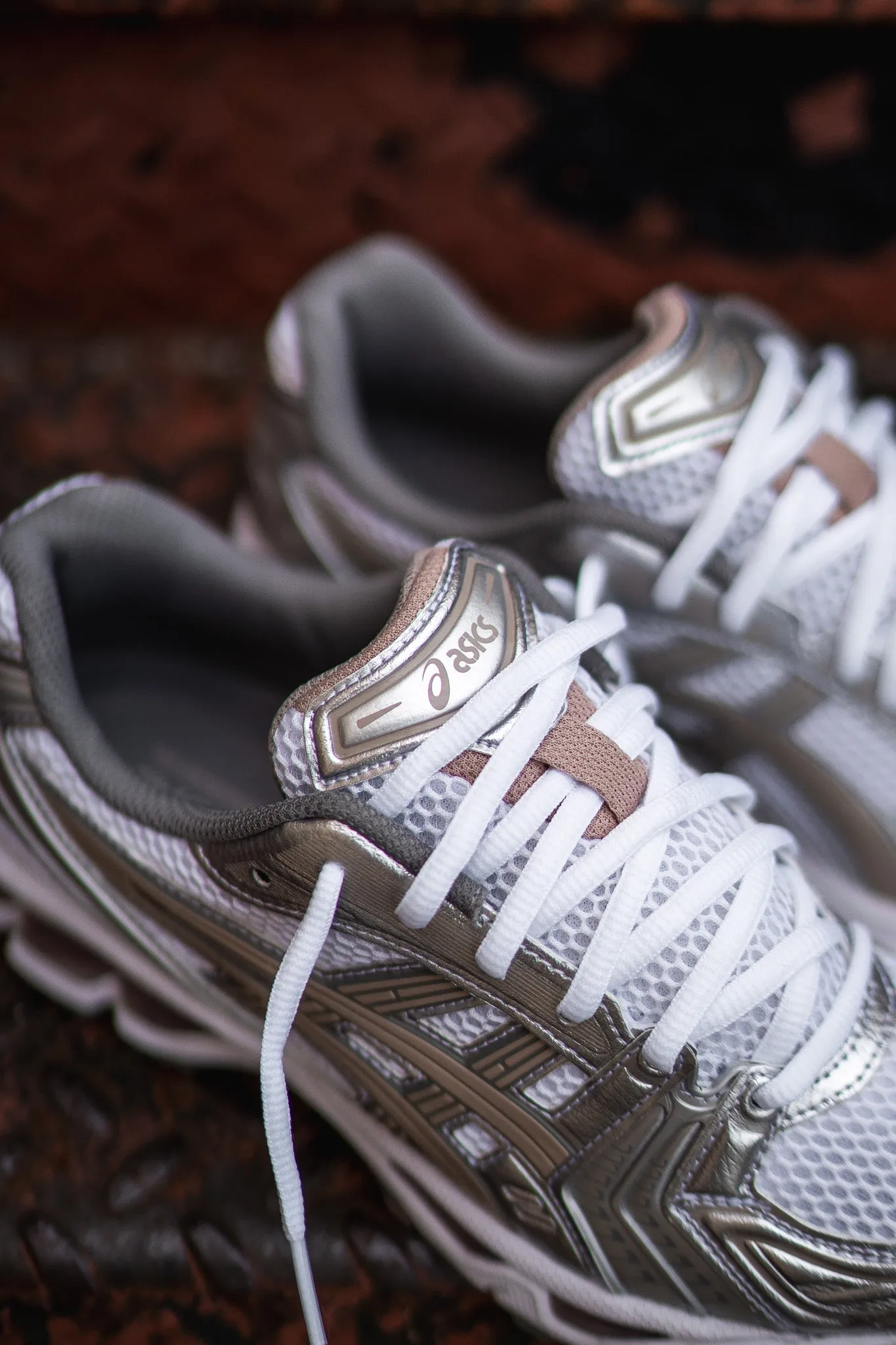 Women Asics Gel-Kayano 14 (White/Moonrock)